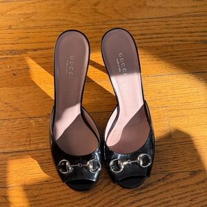 Gucci Black Leather Kitten Heels with Silver Horseshoe Hardware